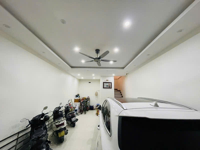 CƠ HỘI !!! BÁN NHÀ KV TÂN KHAI, TIMES CITY 55m 5 Tầng  Ô TÔ VÀO NHÀ - KD - THANG MÁY chỉ 11.75 tỷ - Ảnh 2